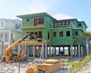 Modern piling home in Navarre by Acorn Fine Homes - Thumb Pic 15