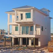 Smith coastal transitional style piling home on Navarre Beach - Thumb Pic 3