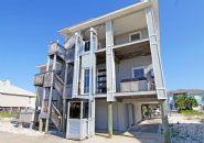 Exterior elevator by Acorn Fine Homes - Thumb Pic 14