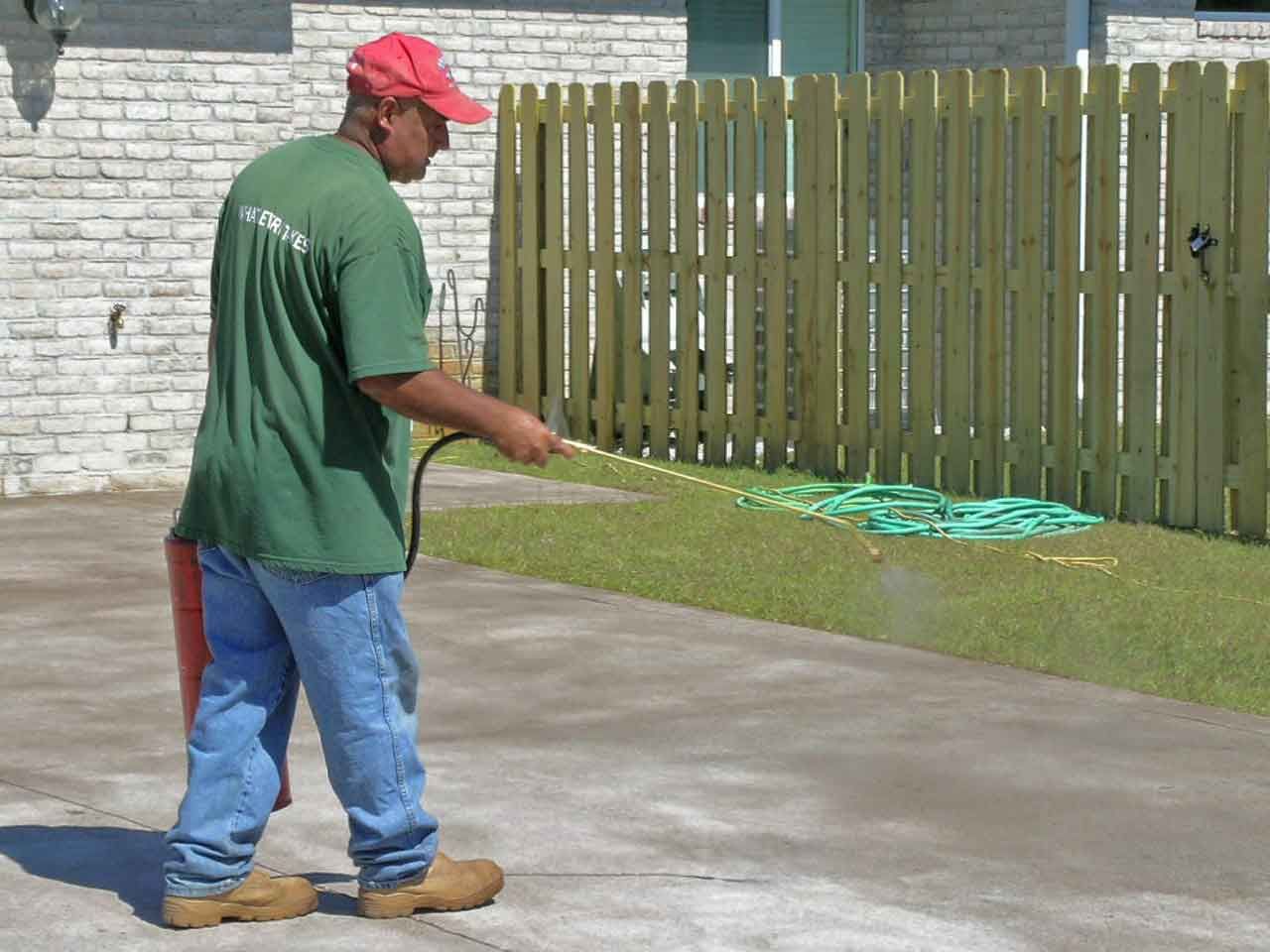 staining and sealing concrete