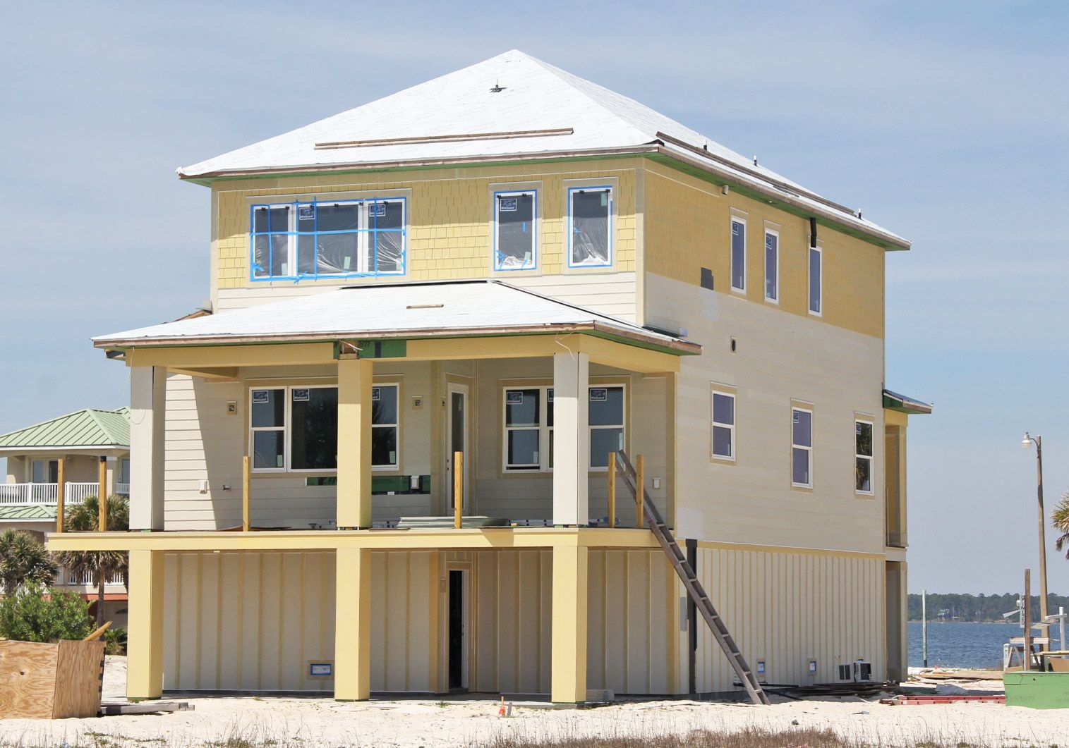 Walker piling home in Navarre Beach by Acorn Fine Homes