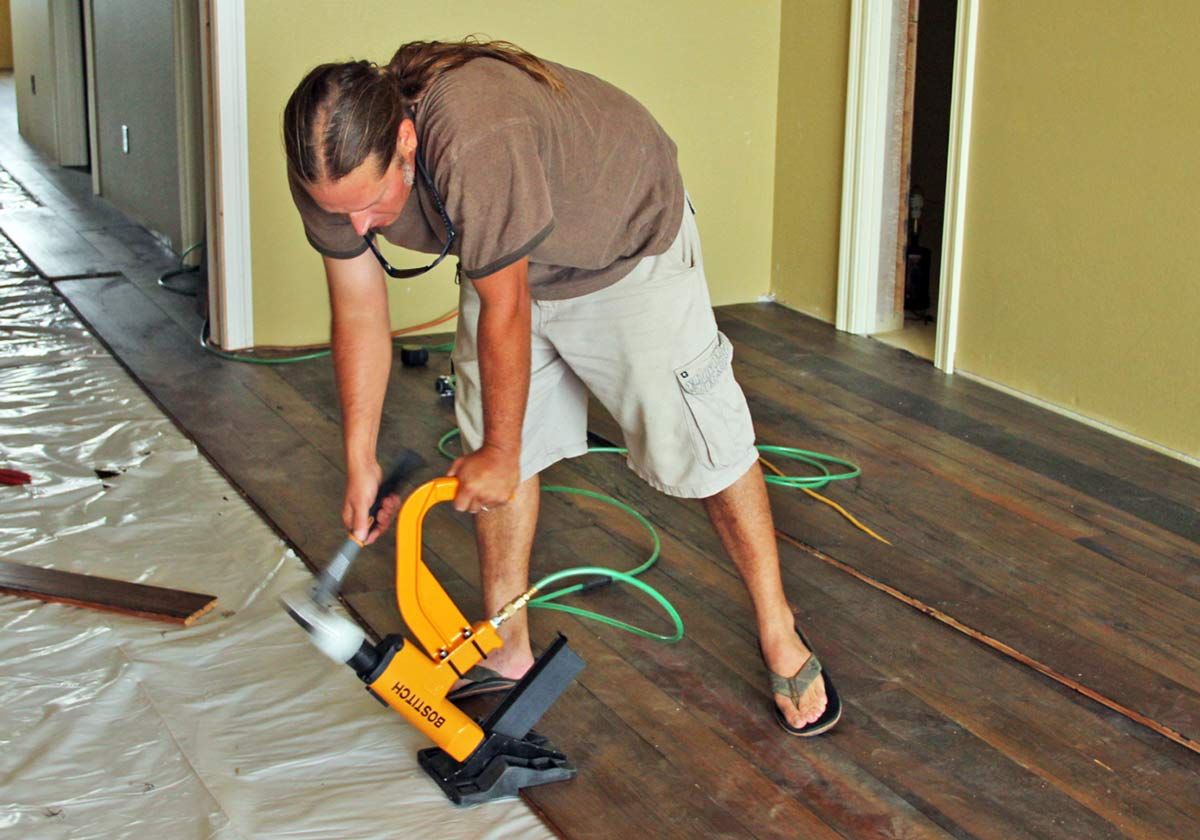 installing reclaimed wood flooring in Navarre